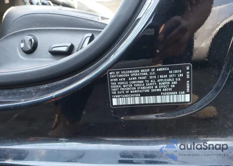 2013 Volkswagen Passat 2.5L Se z USA, uszkodzony, nr VIN 1VWBP7A35DC097008